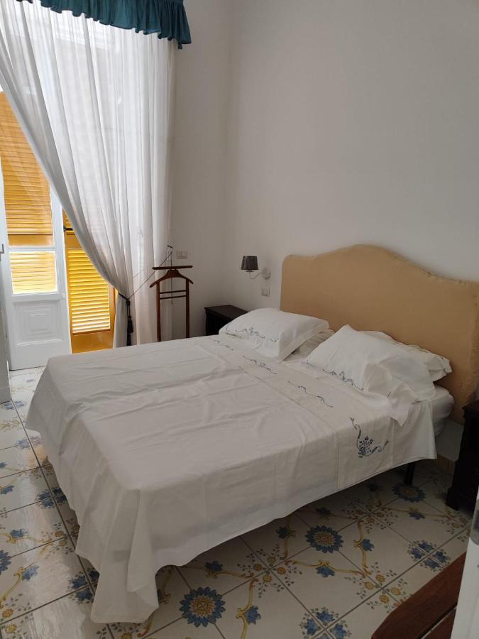 شقة The House Of The Sunbeam نابولي المظهر الخارجي الصورة