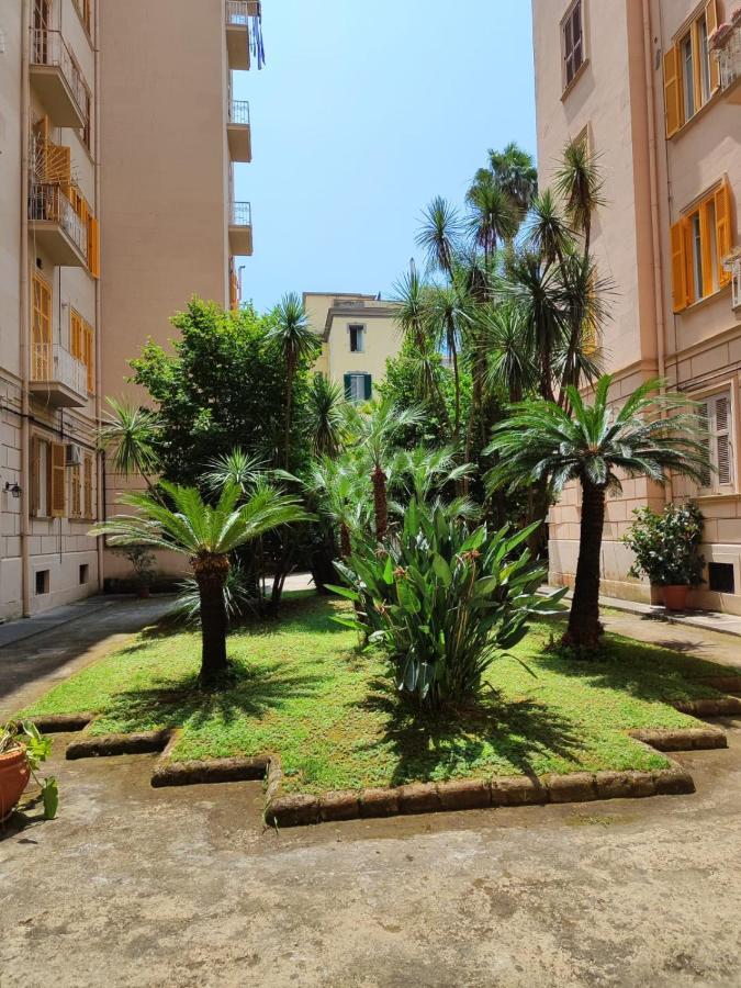 شقة The House Of The Sunbeam نابولي المظهر الخارجي الصورة